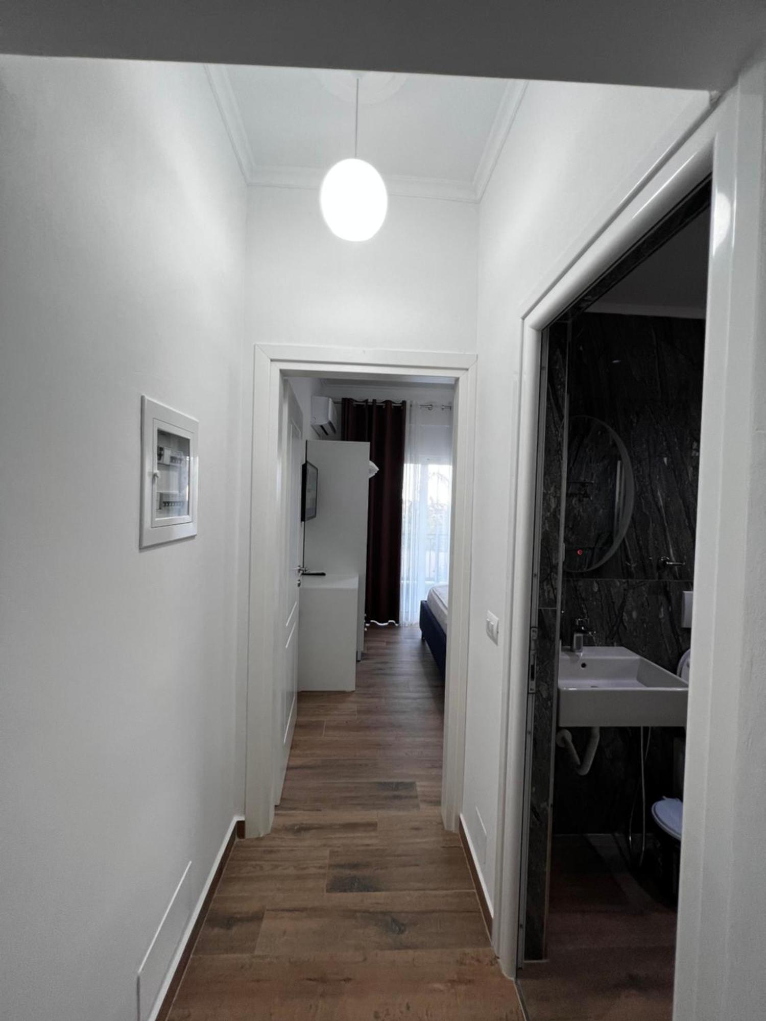 Apartamento The Gwen Sarandë Exterior foto