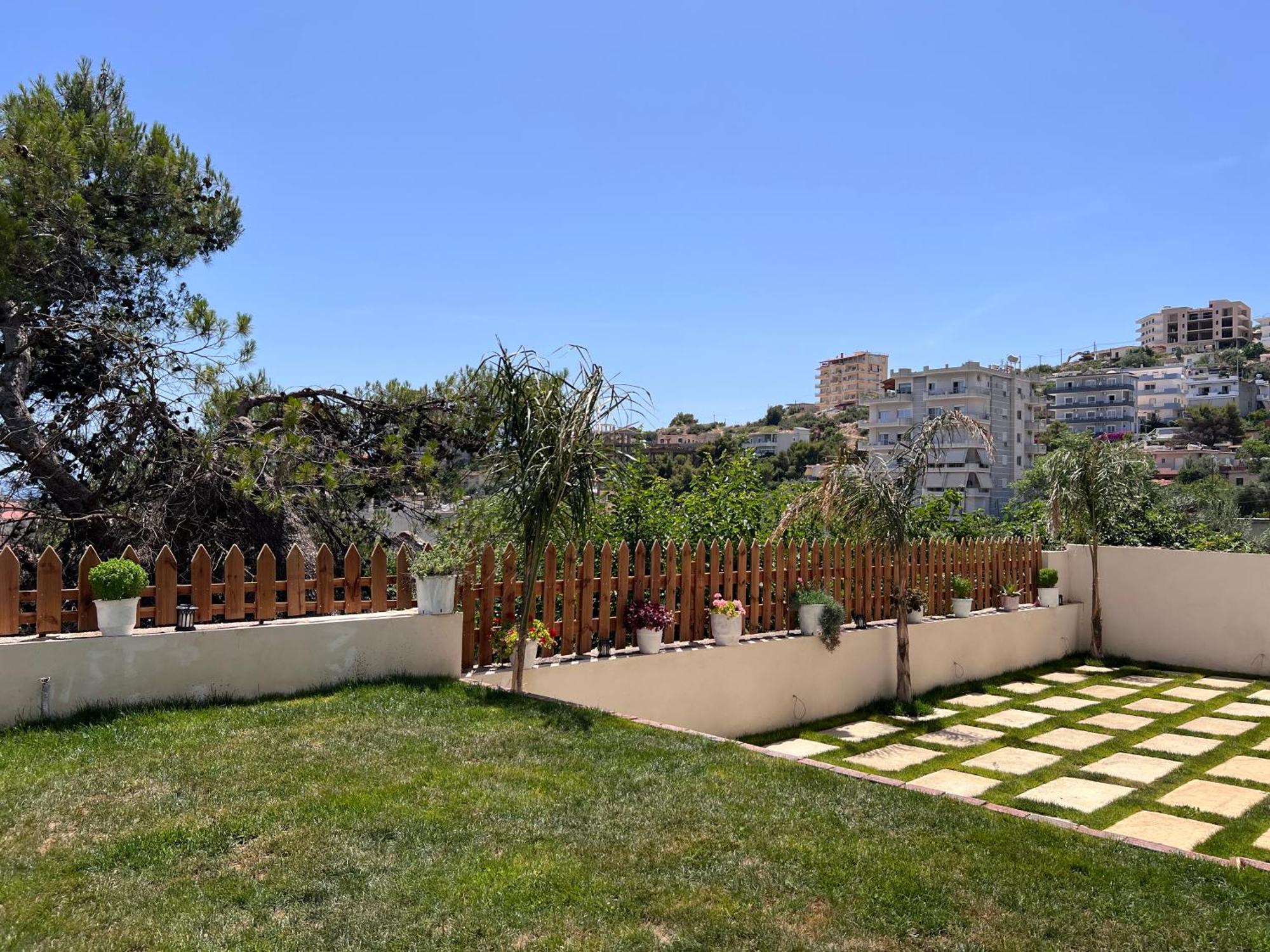 Apartamento The Gwen Sarandë Exterior foto